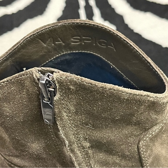 Via Spiga Olive Green Franka Suede Ankle Booties Size 10 - Picture 8 of 12